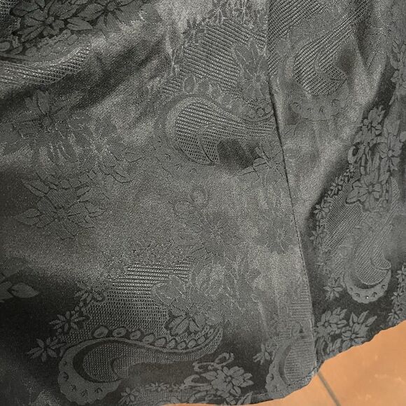 Hearts & Roses Black Poofy Floral (8) Dress Goth Ruffles Lace Up Open Shoulder - Picture 6 of 6